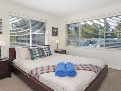 Kendalls One - Kiama - Australian Directory 2