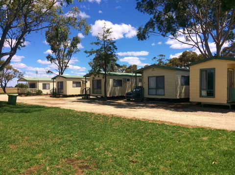 Kerang Cabins - Australian Directory 3