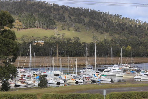 Kermandie Lodge - Australian Directory 3
