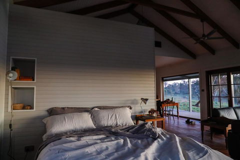 Kestrel Nest EcoHut - Australian Directory 2
