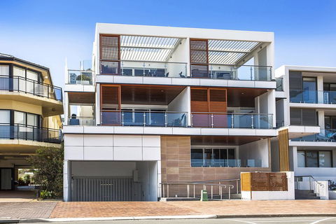Kiama Seaside Getaway - Australian Directory 0