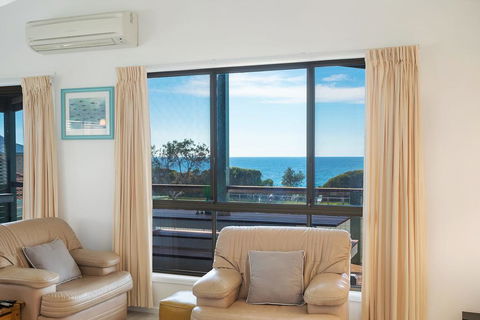 Kianga Parade Beach House - Australian Directory 2