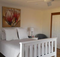 Kincumber House - Australian Directory
