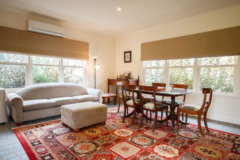 King River Cottage - Australian Directory 2