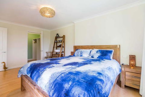 Kookaburra Retreat - Australian Directory 2