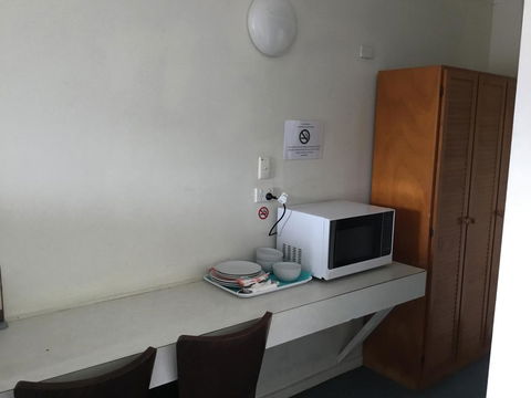 Kooyong Hotel - Australian Directory 1