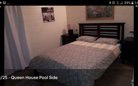 La Casa De Playa - Australian Directory 1