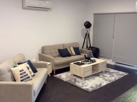 Laguna View - Australian Directory 2