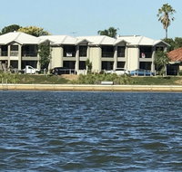 Lake Breeze - Australian Directory