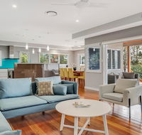 LAKEFRONT and SUNSET HAVEN - Australian Directory