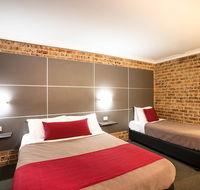 Lakeview Hotel Motel - Australian Directory