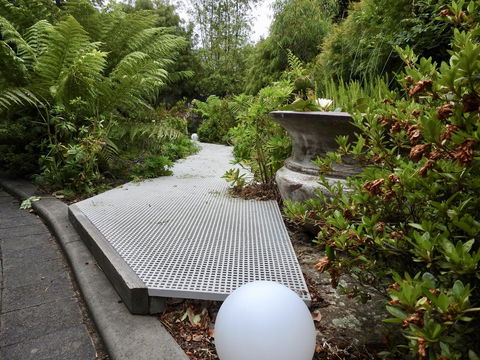 Launceston Wildlife Retreat - Australian Directory 2