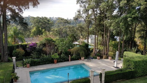 Laurel House - Australian Directory 2