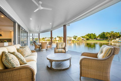 Lavish & Luxurious, Noosa Waters - Australian Directory 0