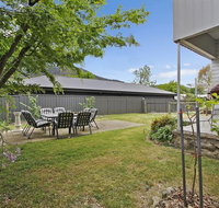 Le Chateau - Centrally located - Australian Directory