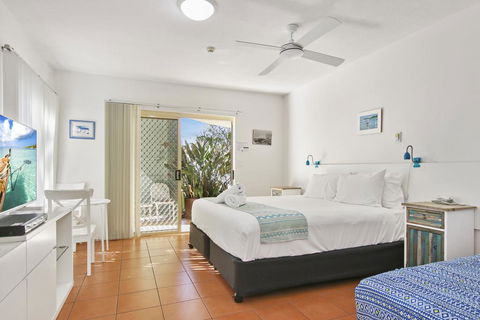 Lennox Beach Resort - Australian Directory 1