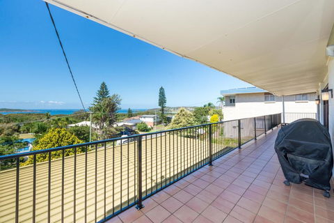 Lentara St 12 - Fingal Bay - Australian Directory 0