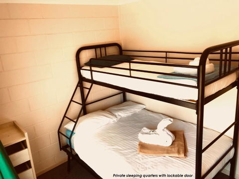 Lilyponds Holiday Park - Australian Directory 1