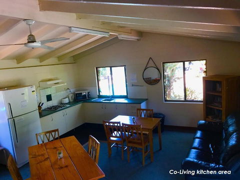 Lilyponds Holiday Park - Australian Directory 2