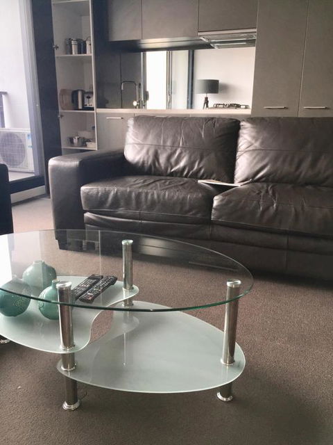 Luxurious With Free Parking & Wi Fi - Australian Directory 3