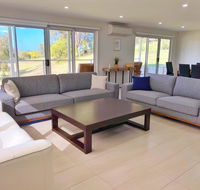 Luxury 3BR Home with KING Bed Metung - Australian Directory