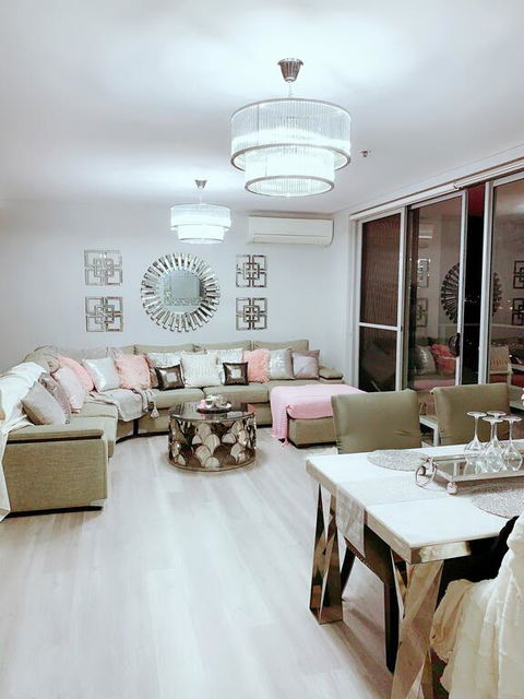 Luxury Apartment With Views - Australian Directory 3