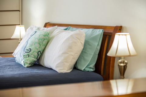 Luxury Beach Unit - Australian Directory 3