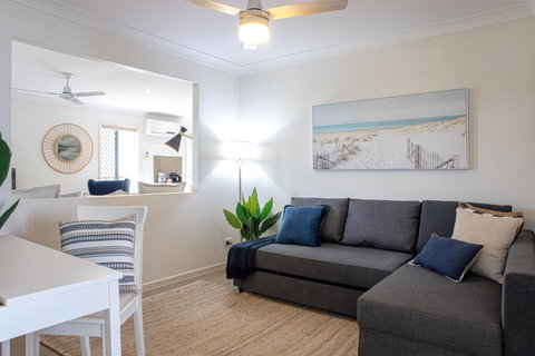 Luxury Home Noosaville, WIFI, Netflix, Location, Shops - Australian Directory 2
