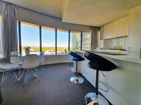 Luxury Level 2-bed 2-bath City View Apt In Olympic Park - Australian Directory 1