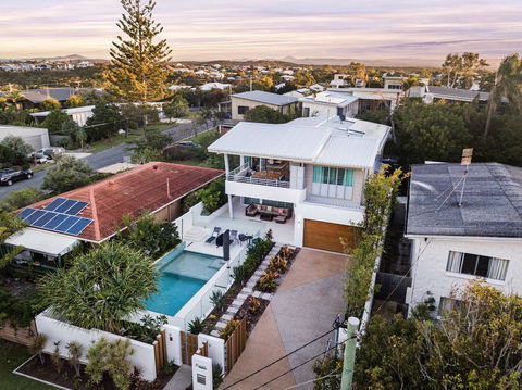 Luxury Tropical Haven - Pacific Avenue, Sunshine Beach - Australian Directory 1