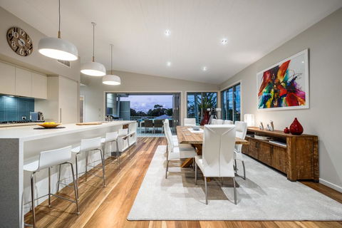 Luxury Tropical Haven - Pacific Avenue, Sunshine Beach - Australian Directory 0