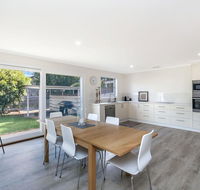 Lyons Cottage - a quaint Whalers Cottage in heart of Port Fairy - Australian Directory