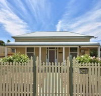 Maeville Cottage - Australian Directory