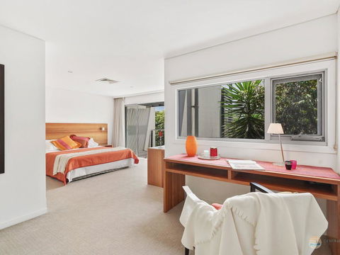 Magenta Shores 1105 - Australian Directory 1