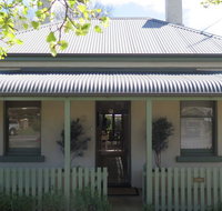 Magnolia Cottage - Australian Directory