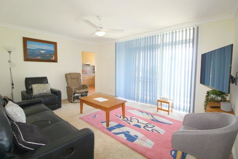 Main Stay 8, 1 Main Street - Australian Directory 2
