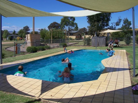 Mansfield Holiday Park - Australian Directory 0