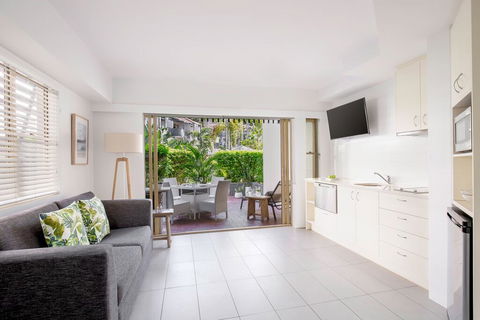 Mantra French Quarter Noosa - Australian Directory 1