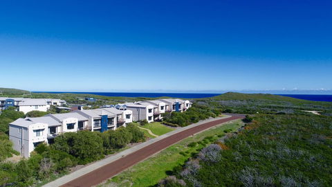 Margaret River Beach Apartments - Australian Directory 0
