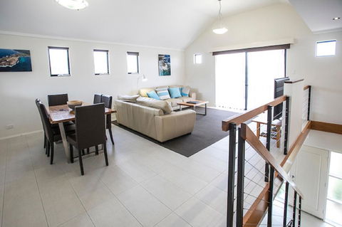 Margaret River Beach Apartments - Australian Directory 3