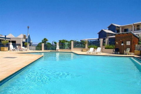 Margarets Beach Resort - Australian Directory 0