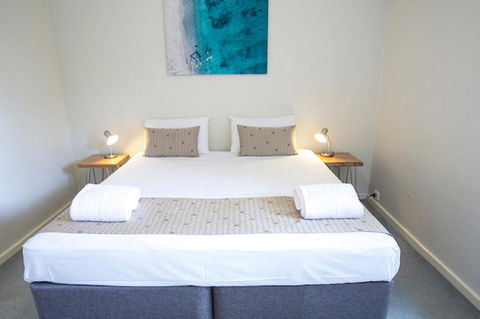 Margarets Beach Resort - Australian Directory 1