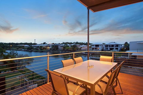 Marina Views Townhouse - Australian Directory 1
