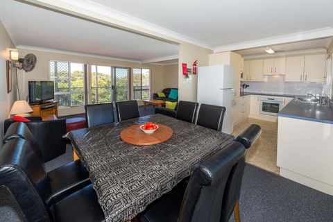 Marine Dr 22 - Fingal Bay - Australian Directory 2