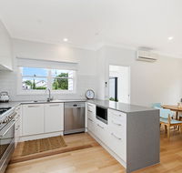 Marlow House - Australian Directory