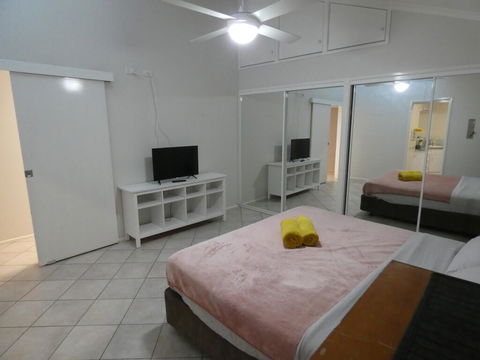 Maroochy River Apartment - Australian Directory 2