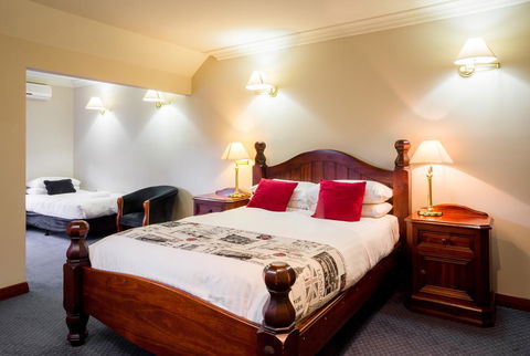 Marybrooke Manor - Australian Directory 2