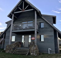 Maunga Lodge - Australian Directory