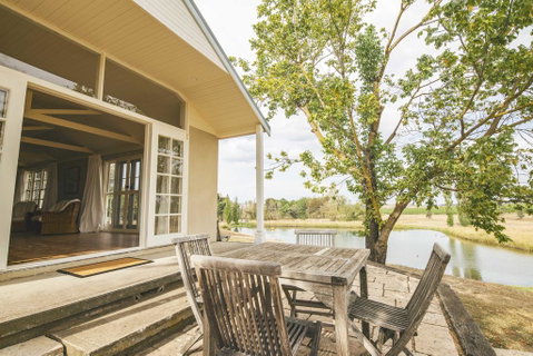 Mayfield Vineyard - Australian Directory 2