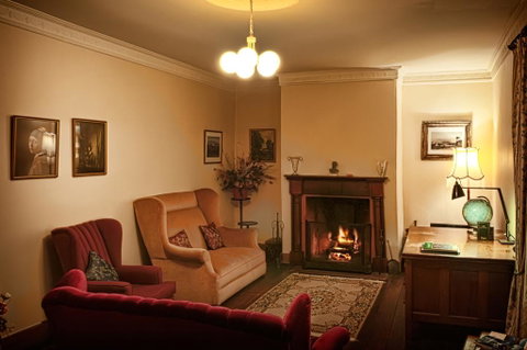 McCauley's Cottage - Australian Directory 2